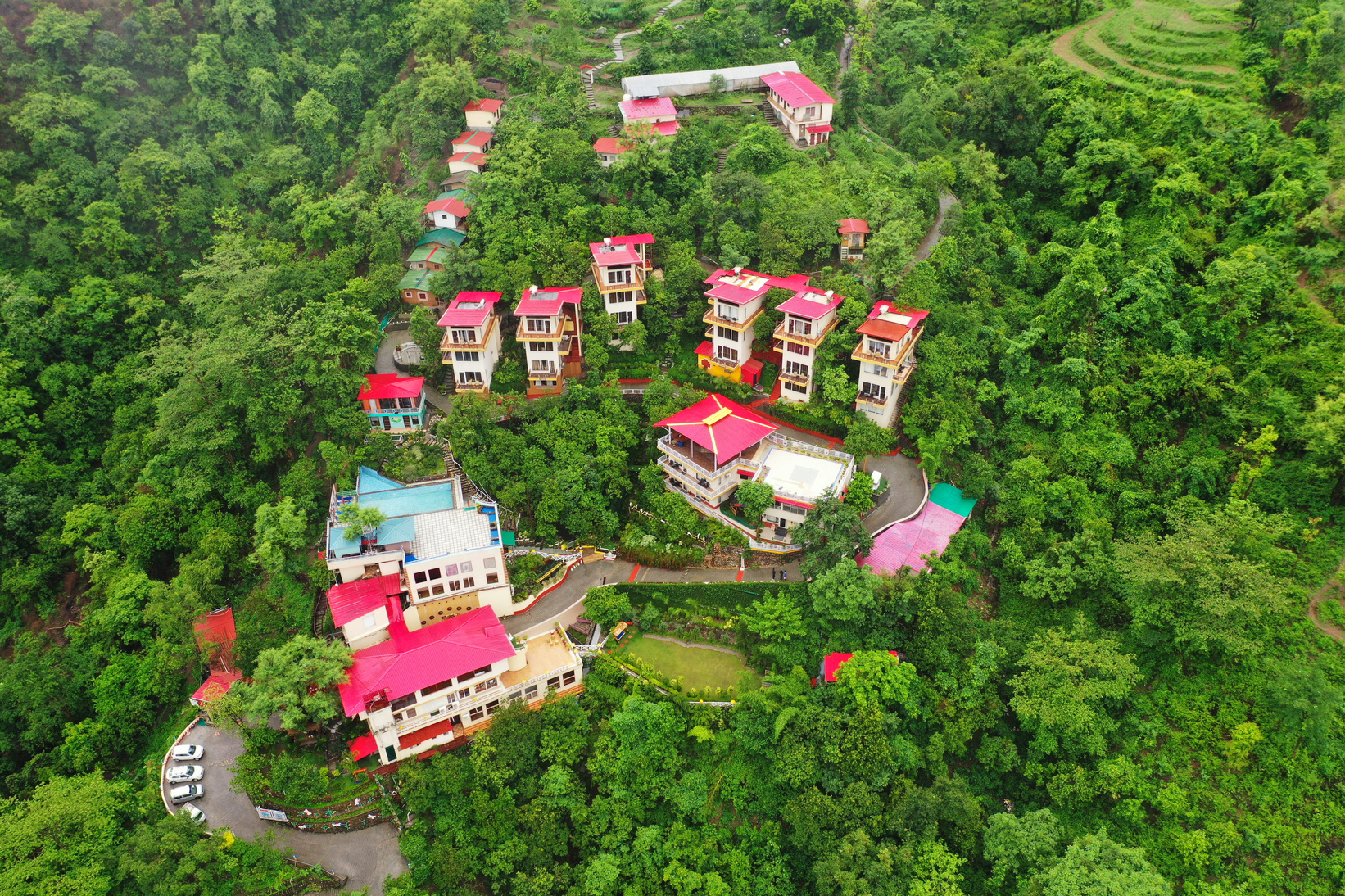 Veda5 Rishikesh Ayurveda Panchakarma Yoga Wellness Retreat Resort Hotel